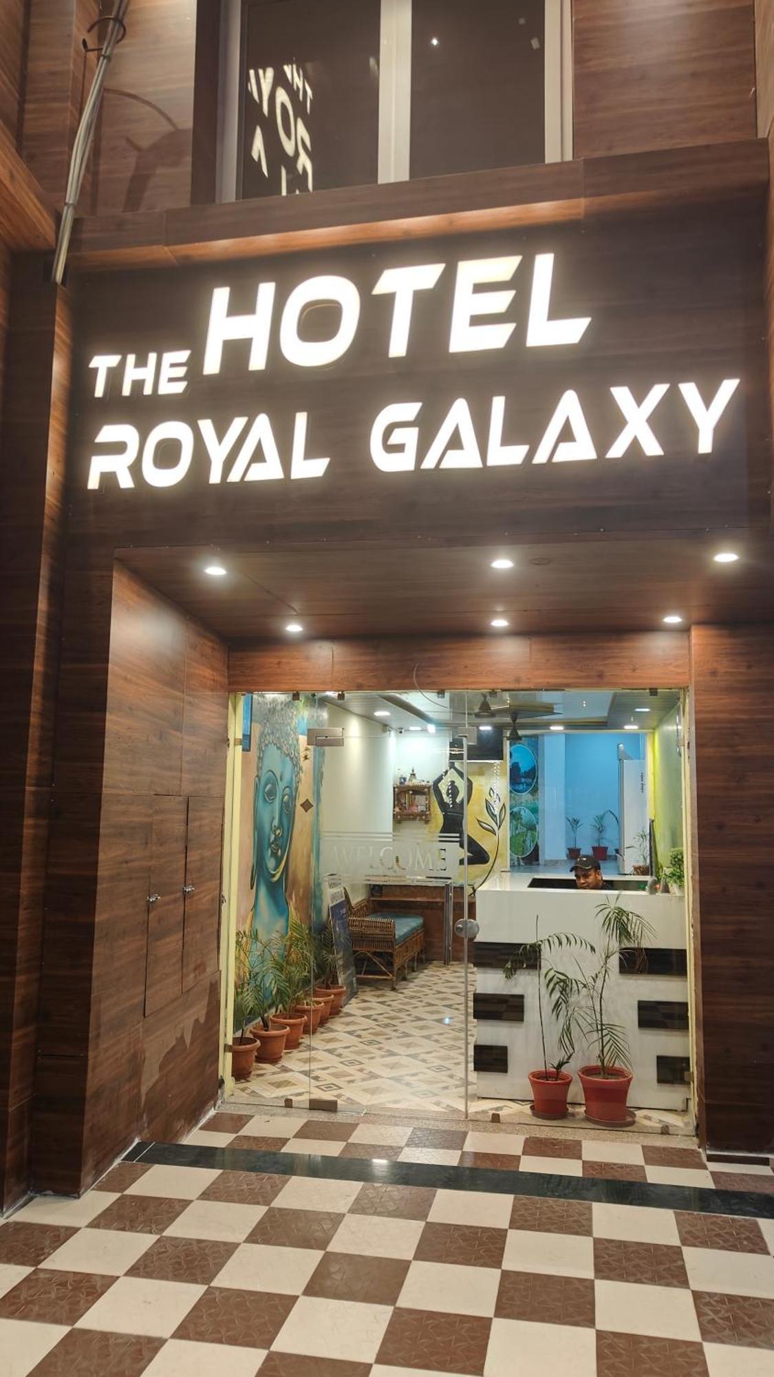 The Royal Galaxy Hotel Rishikesh Exterior photo